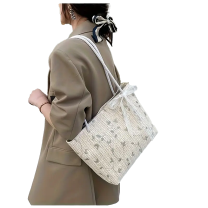 Elegantná minimalistická taška s magnetickým uzáverom